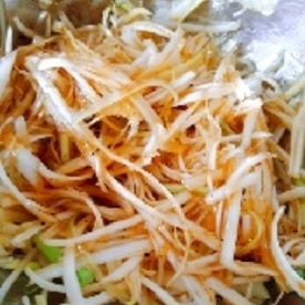 旨すぎ 白髪ねぎのピリ辛和え 相性抜群食材沢山 レシピ 作り方 By トトロまま 楽天レシピ 旨すぎ 白髪ねぎのピリ辛和え 相性抜群食材沢山 レシピ 作り方 By トトロまま 楽天レシピ